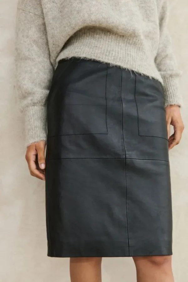 By bar Rokken<basic leather skirt | black
