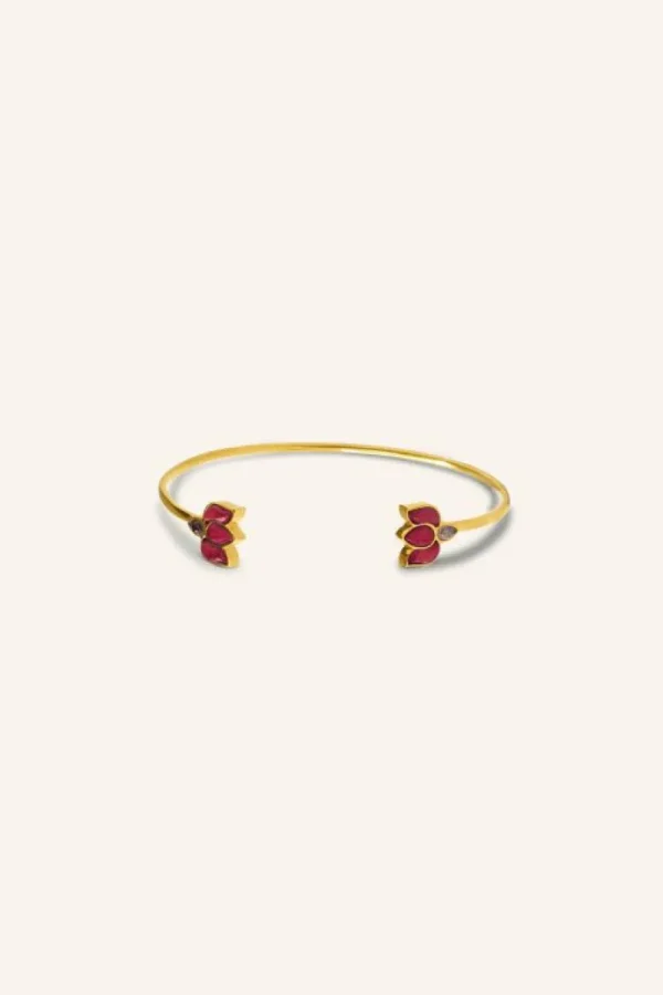 By bar Sieraden<lotus bracelet | ruby