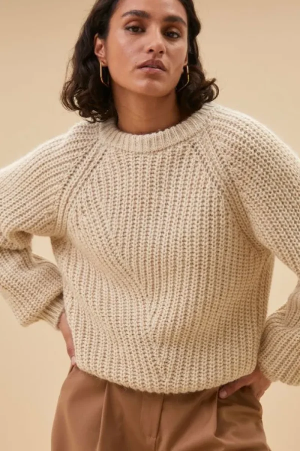 By bar Truien<ro pullover | sand